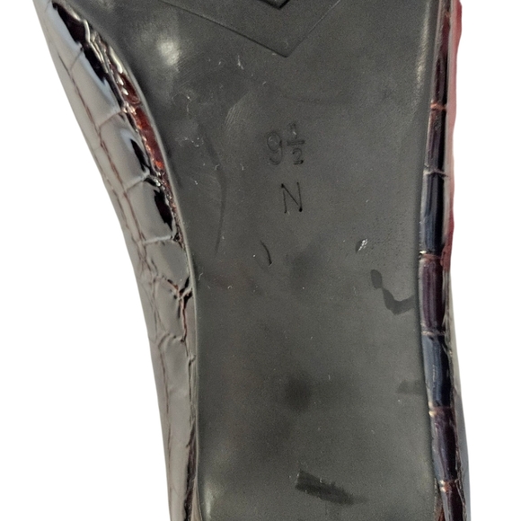 Vaneli Dark Brown Croc Effect Pointed Toe Heels - Picture 11 of 11